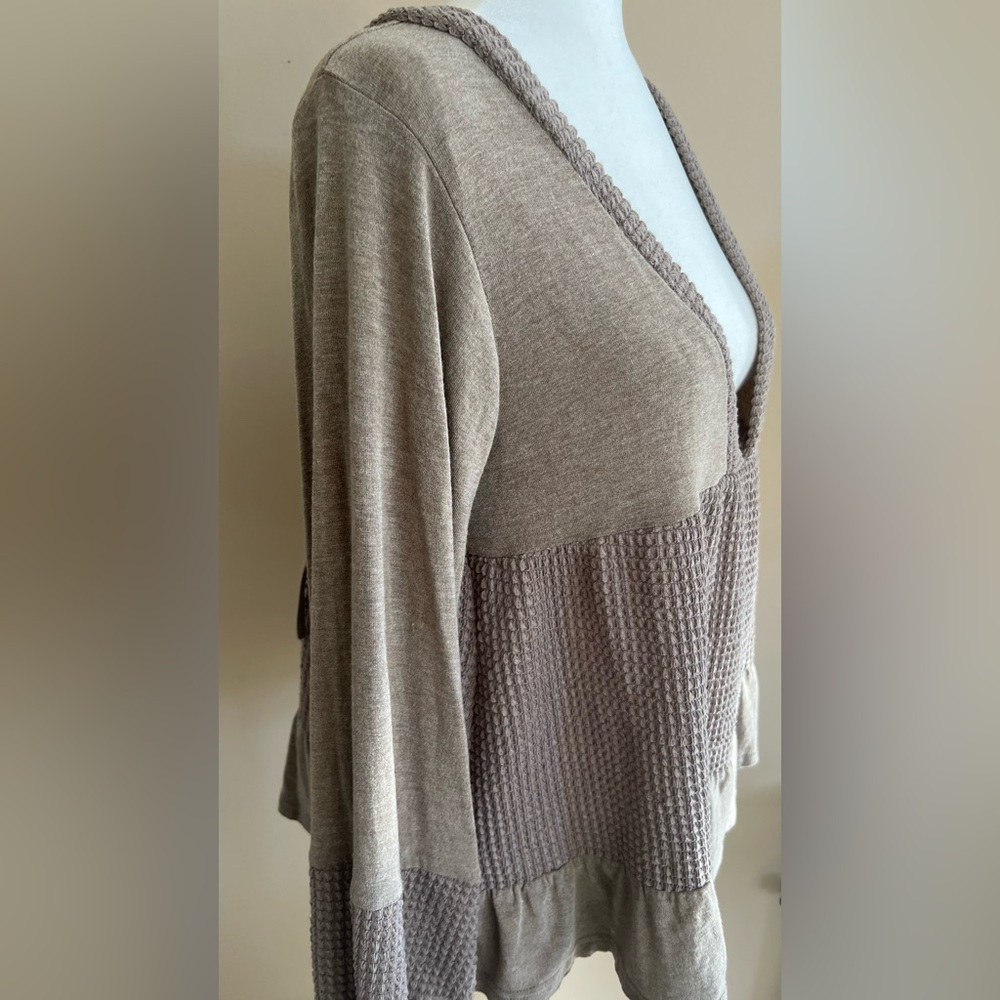 Never Been Worn.. I Ordered The Wrong Size And Co… - image 3